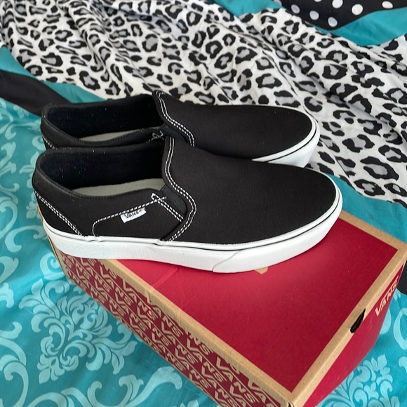 Vans Shoes - NWT SLIP-ON PLATFORM VANS
